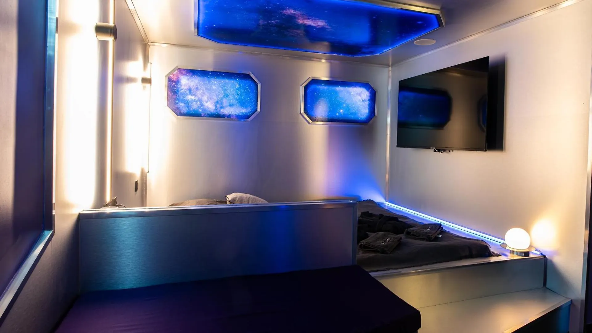 Apartment L'Eclipsina - Logement Insolite Dans Un Univers Futuriste Bourg-en-Bresse
