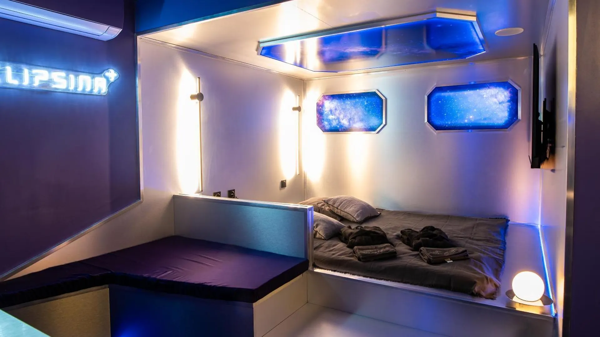 L'Eclipsina - Logement Insolite Dans Un Univers Futuriste Bourg-en-Bresse France